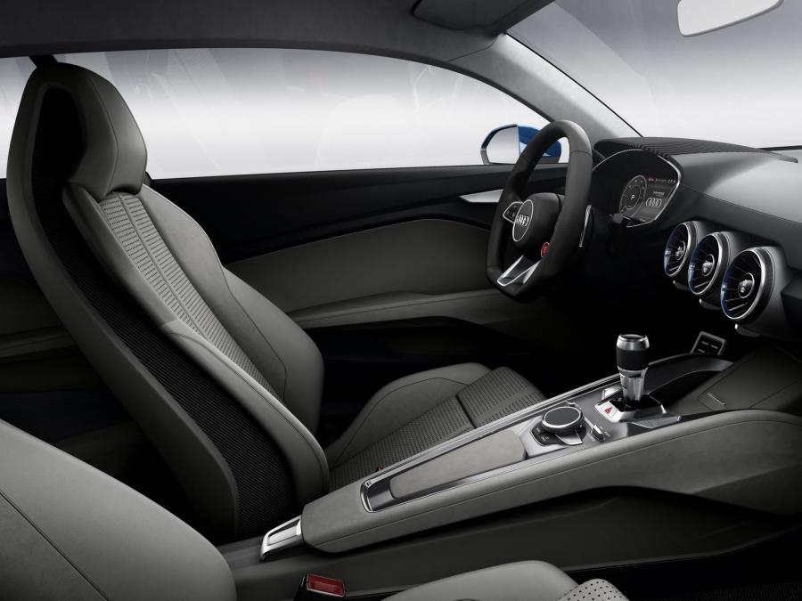 Интерьер Audi Allroad Shooting Brake Concept 2014 года  (фото 8 из 12)